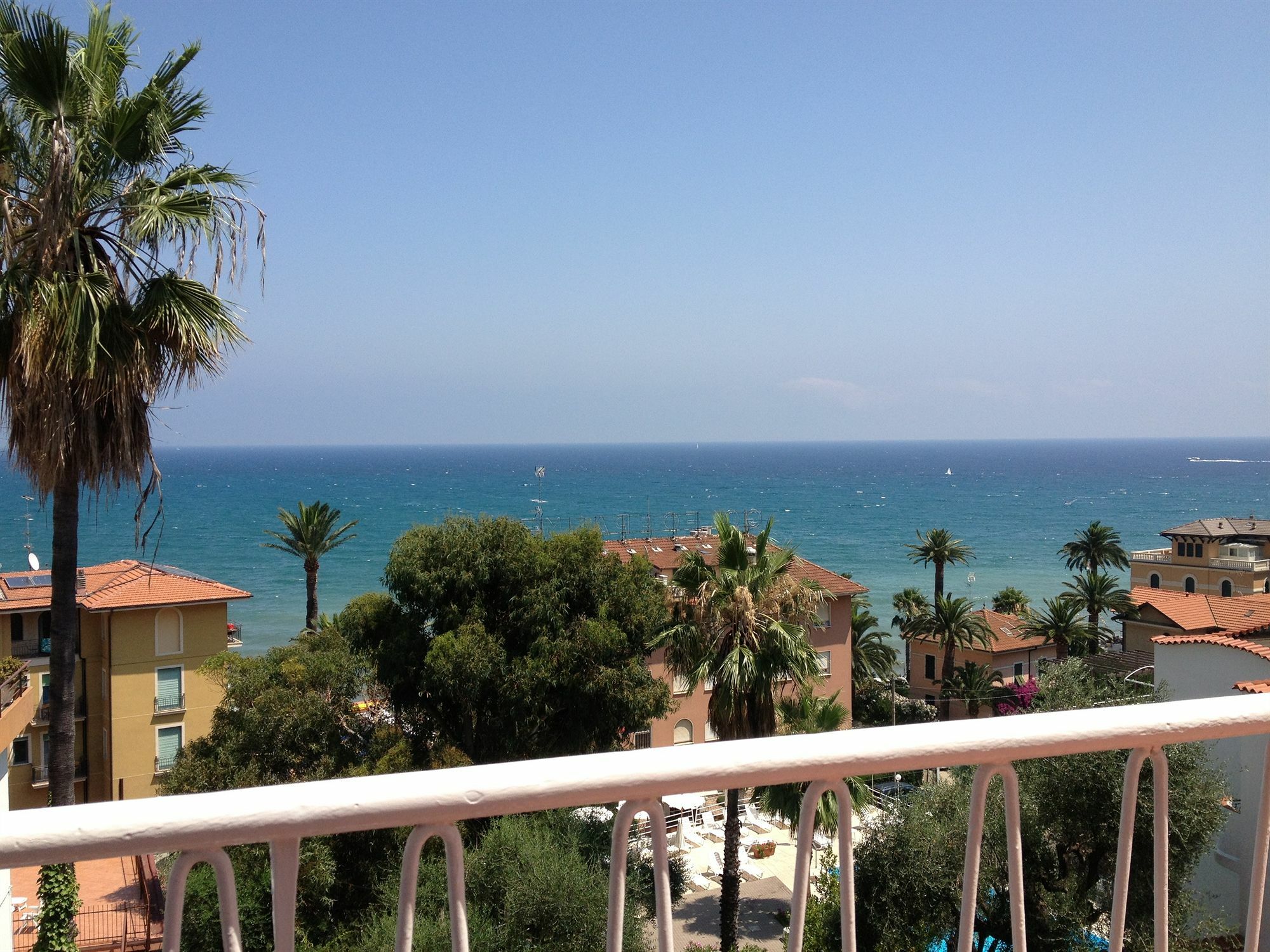 Hotel Nettuno Diano Marina Exterior photo